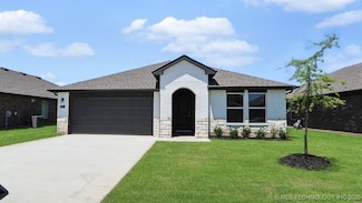 1908 W Urbana St, Broken Arrow, OK 74012