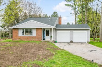 1932 Jackson Rd, Penfield, NY 14526