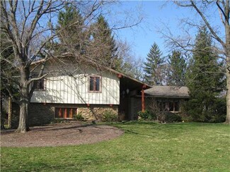 6634 Lowanna Way, Indianapolis, IN 46220