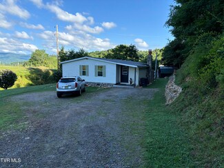 437 Maple St, Mountain City, TN 37683