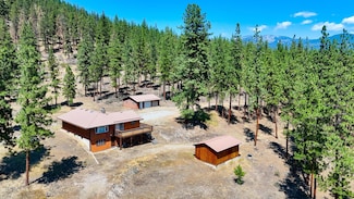 9 Cross Ln, Plains, MT 59859