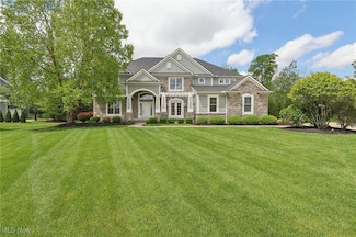 4794 Snow Blossom Ln, Brecksville, OH 44141