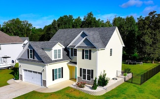 109 Ridge Cove Ln, Swansboro, NC 28584