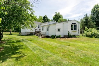 2263 Center Rd, Kendall, NY 14476