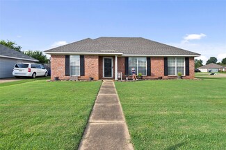 404 Cotton Lakes Blvd, Wetumpka, AL 36092
