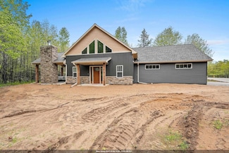 104 Timber Run, Crivitz, WI 54114