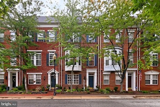 265 Medlock Ln, Alexandria, VA 22304