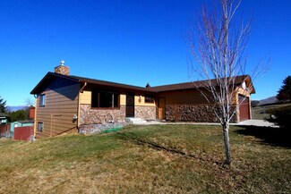 100 Pinehurst Ct, Missoula, MT 59803