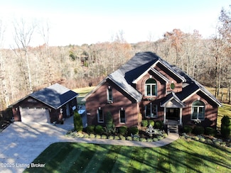 1464 E Sanders Ln, Mount Washington, KY 40047