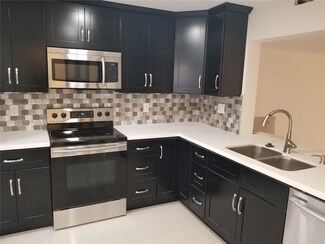 907 NE 27th Ave, Hallandale Beach, FL 33009
