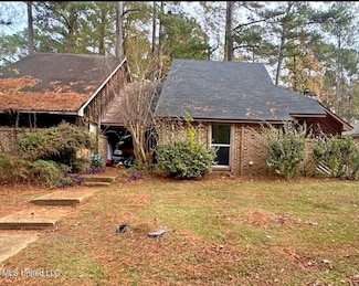 111 Bent Creek Cir N Unit B, Brandon, MS 39047