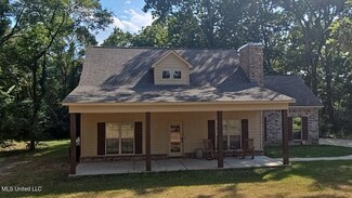 9765 Holly Springs Rd, Hernando, MS 38632