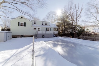 294 Commercial St, Weymouth, MA 02188