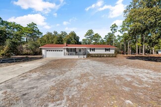 2477 River Rd SE, Winnabow, NC 28479