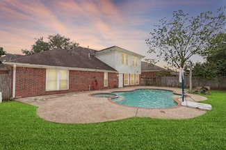 2608 George St, Pearland, TX 77581