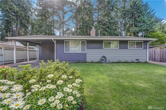 19509 1st Ave NW, Shoreline, WA 98177