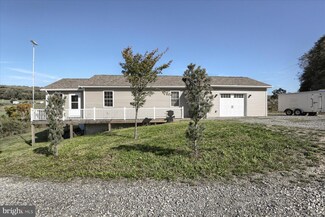 618 Hallowing Run Rd, Sunbury, PA 17801