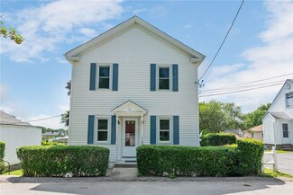 15 Goulart Ave, Bristol, RI 02809