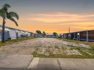 18 Yawl Ln Unit 18, Palm Harbor, FL 34683
