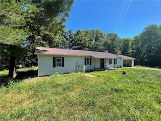 5384 Private Road 1070 N, Poland, IN 47868