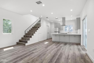 2764 Frances Ave, La Crescenta, CA 91214