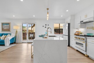 40 Seacliff Dr, Aptos, CA 95003