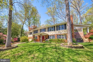 6530 Dearborn Dr, Falls Church, VA 22044