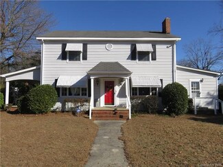 311 S Cedar St, Pageland, SC 29728