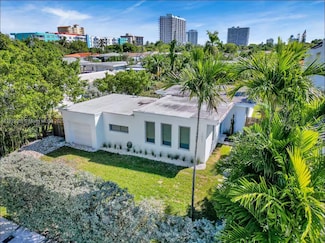 7537 W Treasure Dr, North Bay Village, FL 33141
