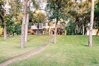146 Antelope Ln, Seguin, TX 78155