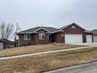 2119 Clearfield Dr, Norfolk, NE 68701