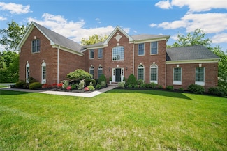 27 Sommerset Rd, Poughkeepsie, NY 12603