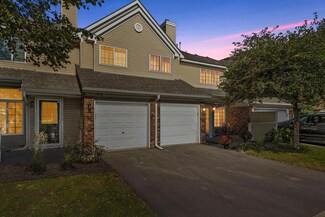 1916 Sapphire Point Unit 101, Saint Paul, MN 55122