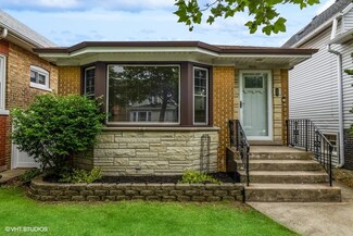 5141 W Foster Ave, Chicago, IL 60630