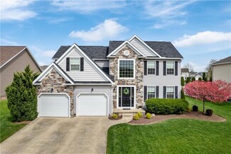 12598 Estate Ave NW, Uniontown, OH 44685