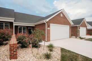 180 Villa Oak Cir, Bedford, VA 24523