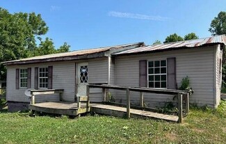 17 Steele Ln, Bryants Store, KY 40921