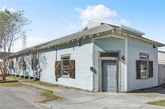 9000 Green St, New Orleans, LA 70118