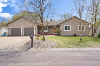 404 6th St NW, New Richland, MN 56072
