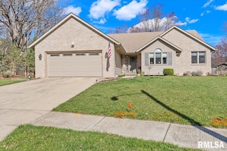 508 Five Forks Dr, Springfield, IL 62711