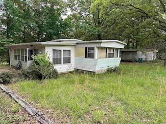 105 Hickory St, Bull Shoals, AR 72619