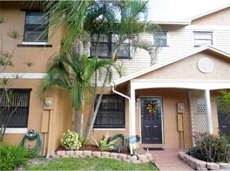 611 NW 105th Way Unit 3180, Pembroke Pines, FL 33026