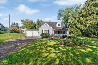 3948 Cox Rd, Barberton, OH 44203