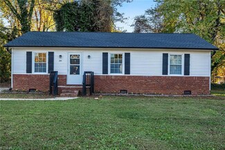 214 Seashire Ct, High Point, NC 27260