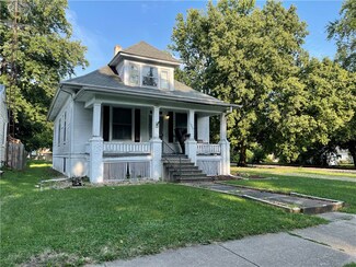 1904 N Graceland Ave, Decatur, IL 62526