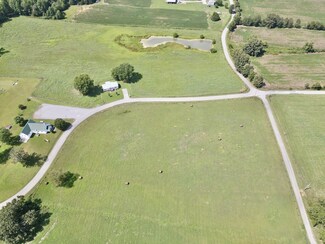 21 Pleasant Hill Rd, Mc Minnville, TN 37110