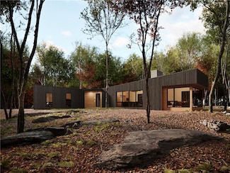 40 Lakeside Dr, Rhinebeck, NY 12572