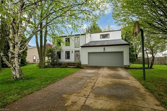 183 Southpark Dr, Wadsworth, OH 44281