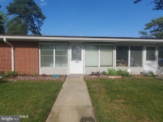 642 Plymouth Dr Unit B, Lakewood, NJ 08701