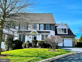 801 Whispering Brooke Dr Unit 801, Newtown Square, PA 19073